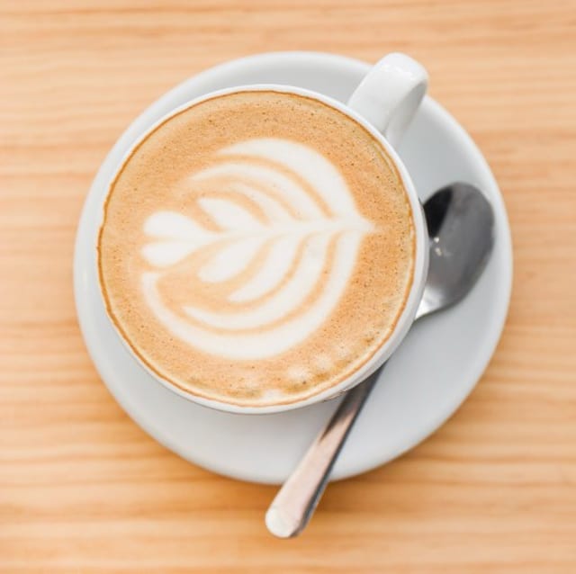 Cinnaroll Latte.